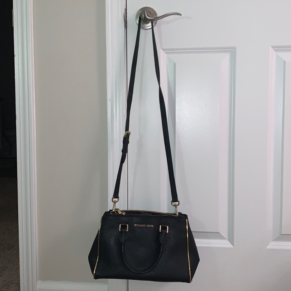 Michael Kors Handbags - Michael Kors